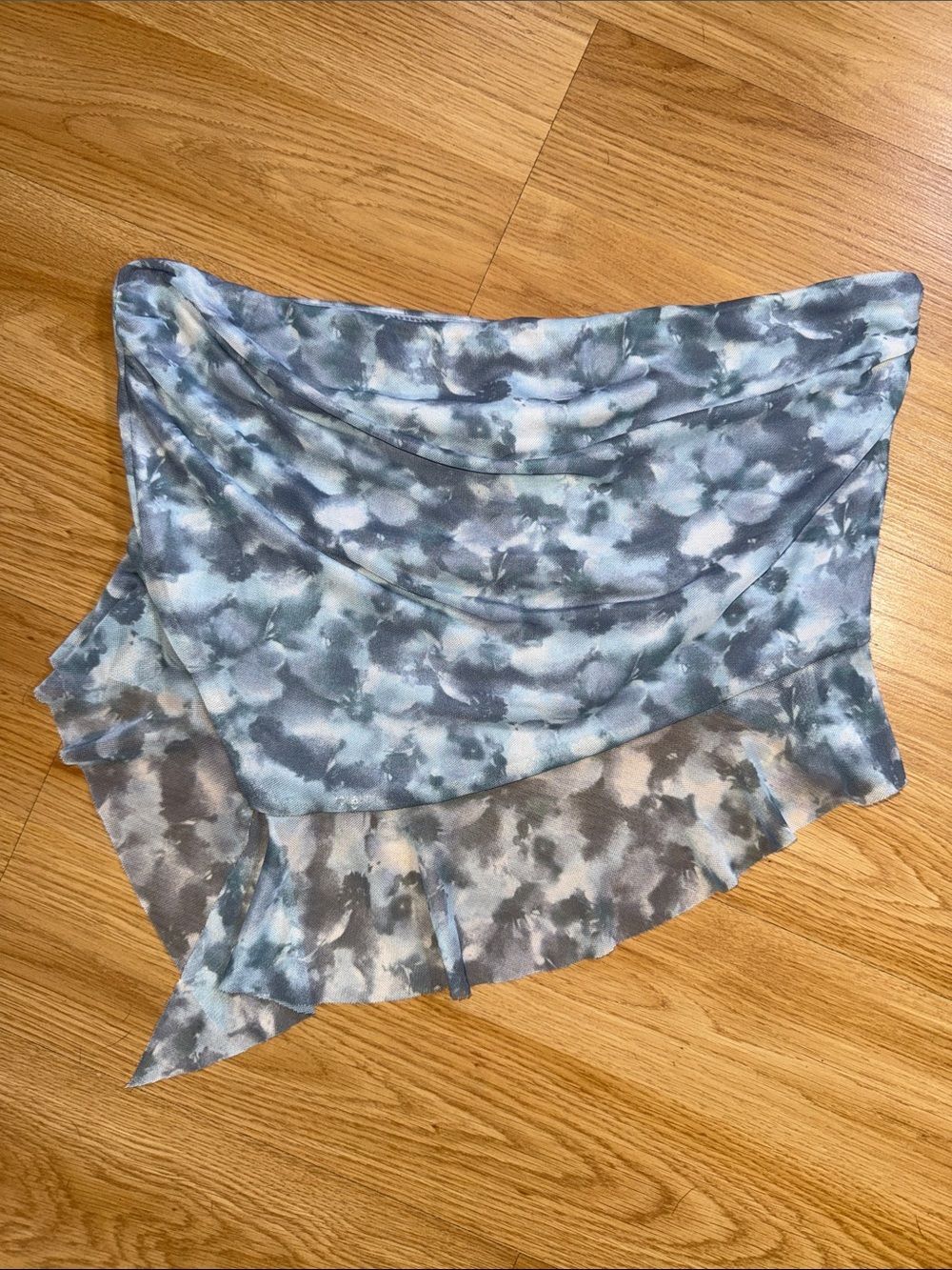 NWT Full Tilt Tillyโs Blue Gray Watercolor Print Cropped Top Sleeveless XL